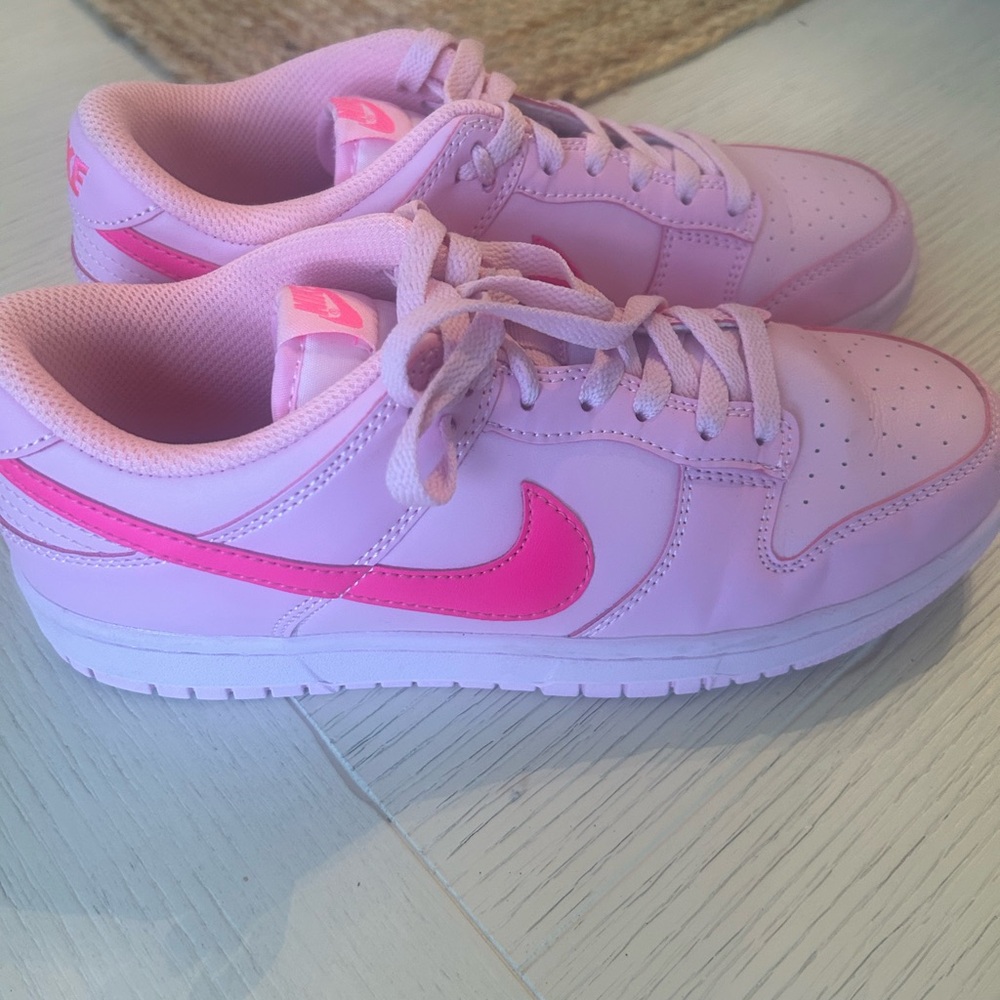 Nike Dunk Low Triple Pink Shoes